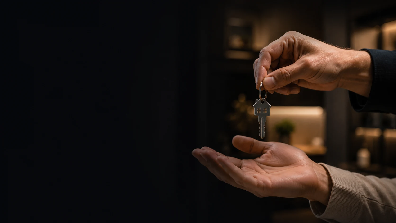 Entrega de llaves de una vivienda reformada